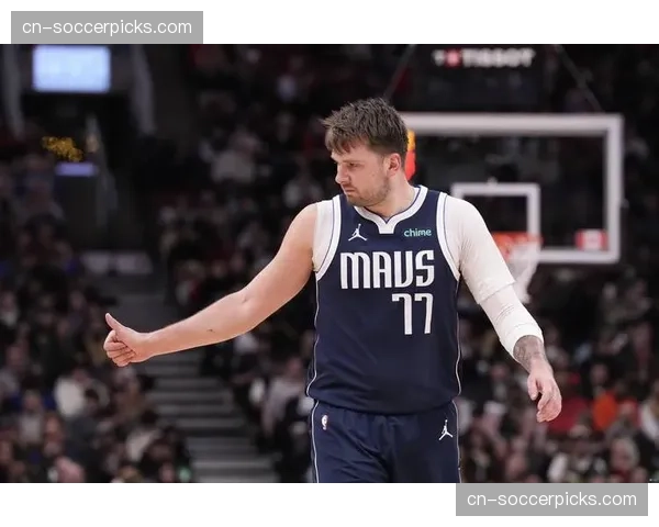 通讯：基德谈独行侠未来五年规划，强调围绕东契奇建立稳定阵容的重要性